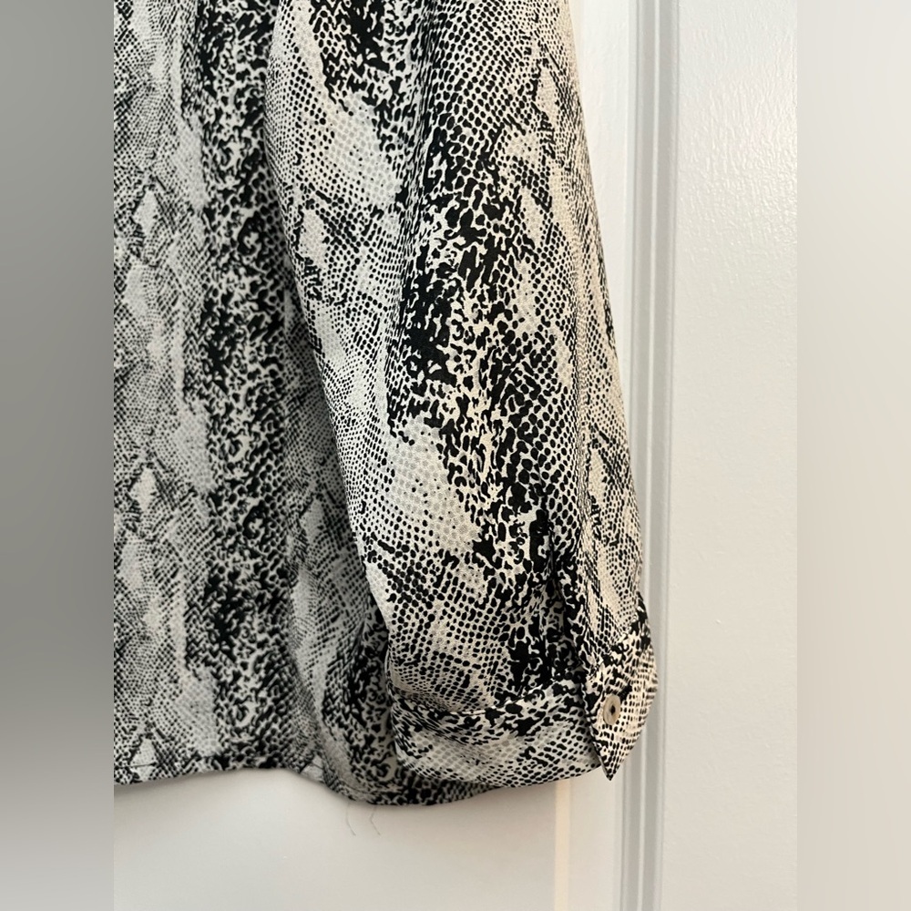 Elegant Monochrome Snake Print Button Down Shirt - image 4